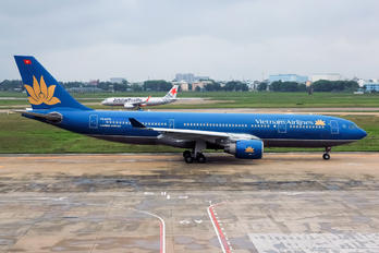 VN-A378 - Vietnam Airlines Airbus A330-200