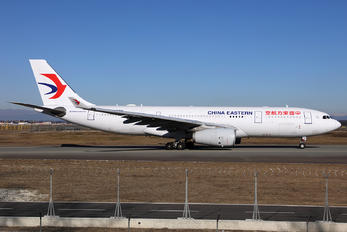 B-5973 - China Eastern Airlines Airbus A330-200