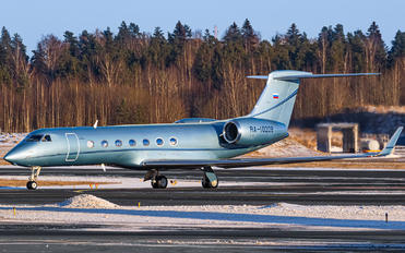 RA-10208 - Private Gulfstream Aerospace G-V, G-V-SP, G500, G550