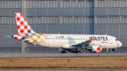 OE-LMO - Volotea Airlines Airbus A320
