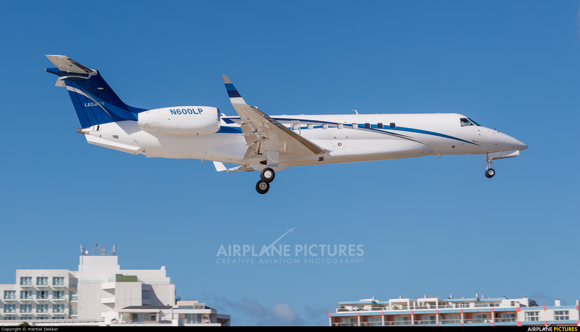 Private N600LP aircraft at Sint Maarten - Princess Juliana Intl