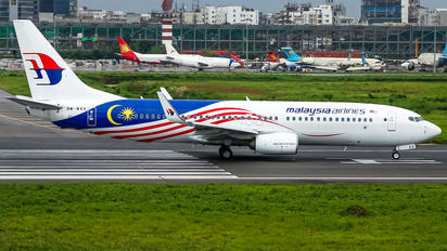 9M-MXX - Malaysia Airlines Boeing 737-800