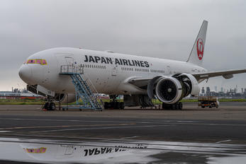 JA710J - JAL - Japan Airlines Boeing 777-200ER
