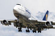 D-ABVZ - Lufthansa Boeing 747-400 aircraft