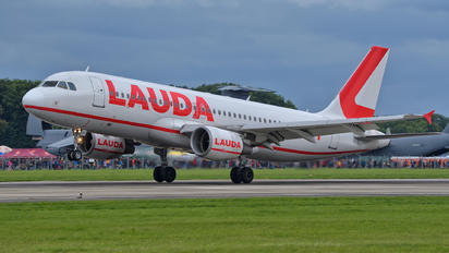 9H-LMH - Lauda Air Airbus A320