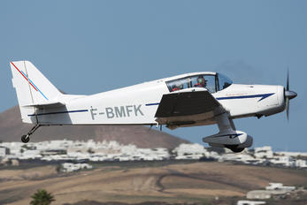 F-BMFK - Private Jodel D140 Mousquetaire