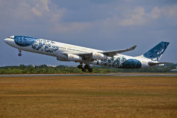 A4O-LD - Gulf Air Airbus A340-300