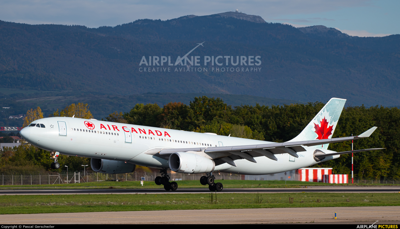 Air Canada C-GFAJ aircraft at Geneva Intl