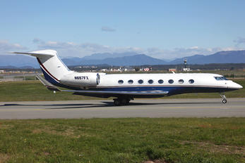 N657FX - FlexJet Gulfstream Aerospace G-V, G-V-SP, G500, G550
