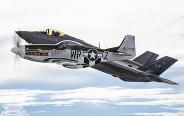 N351MX - Private North American P-51D Mustang