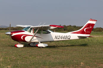 N2448Q - Private Cessna 182T Skylane