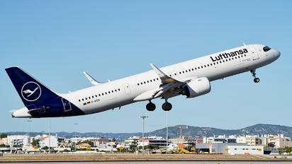 D-AIEN - Lufthansa Airbus A321-271NX