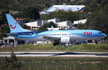 G-TUMW - TUIfly Boeing 737-8 MAX