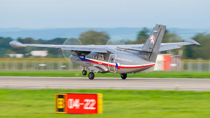 2710 - Czech - Air Force LET L-410UVP-E20 Turbolet