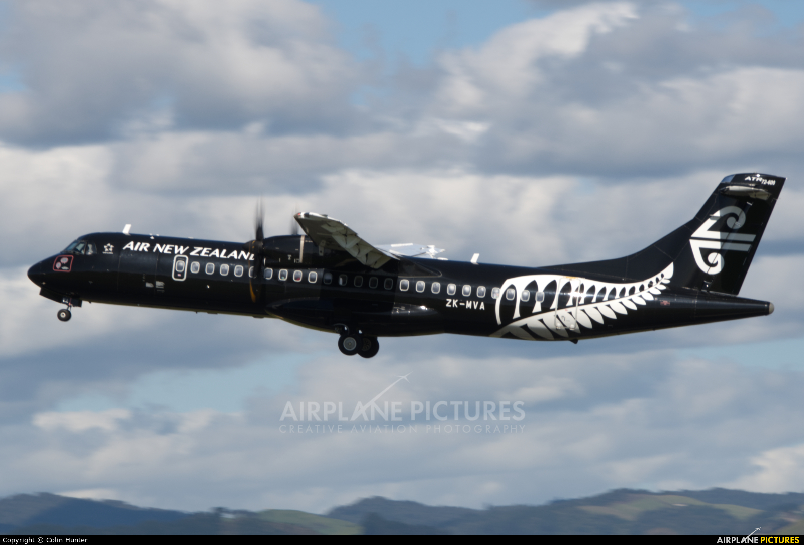 Air New Zealand Link - Mount Cook Airline ZK-MVA aircraft at Tauranga