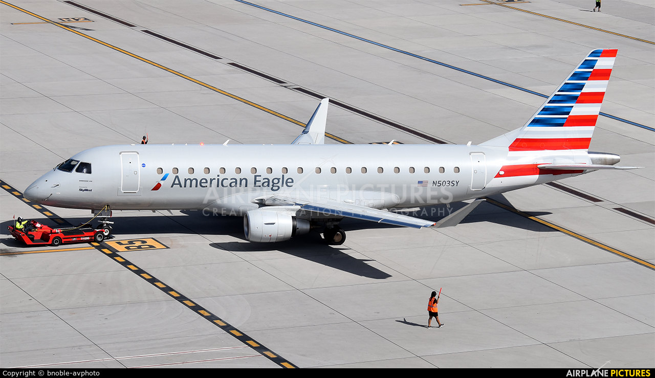 American Eagle N503SY aircraft at Phoenix - Sky Harbor Intl