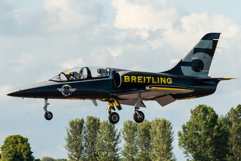 ES-TLF - Breitling Jet Team Aero L-139 Albatros