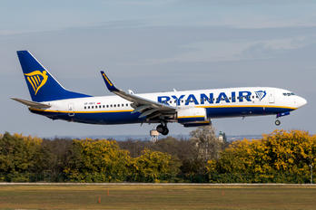 SP-RKV - Ryanair Sun Boeing 737-8AS