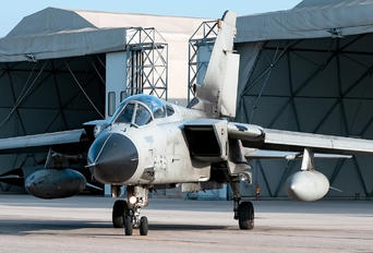 MM55007 - Italy - Air Force Panavia Tornado - IDS
