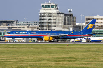 TF-ISX - Icelandair Boeing 757-300