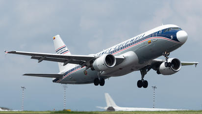 N284AV - Avianca Airbus A320