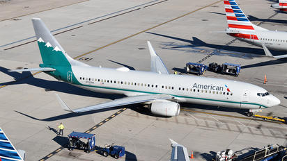 N916NN - American Airlines Boeing 737-800