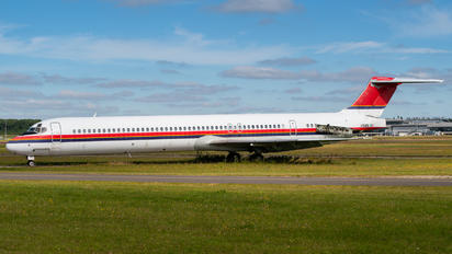 I-SMEN - Meridiana McDonnell Douglas MD-82