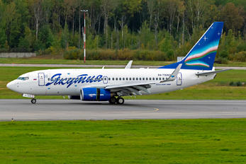 RA-73262 - Yakutia Airlines Boeing 737-700