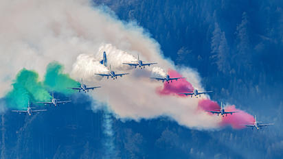 MM54534 - Italy - Air Force "Frecce Tricolori" Aermacchi MB-339A