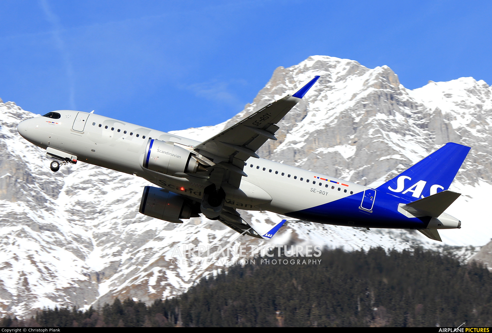SAS - Scandinavian Airlines SE-ROY aircraft at Innsbruck