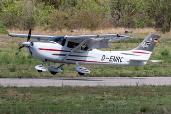 D-ENRC - Private Piper PA-18 Super Cub