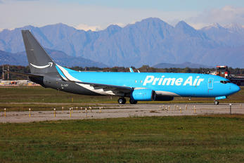 EI-AZF - Amazon Prime Air Boeing 737-800(SF)