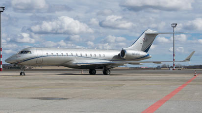 N595E - Private Bombardier BD-700 Global Express