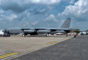 60-0020 - USA - Air Force Boeing B-52H Stratofortress