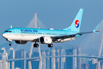 HL8352 - Korean Air Boeing 737-8 MAX