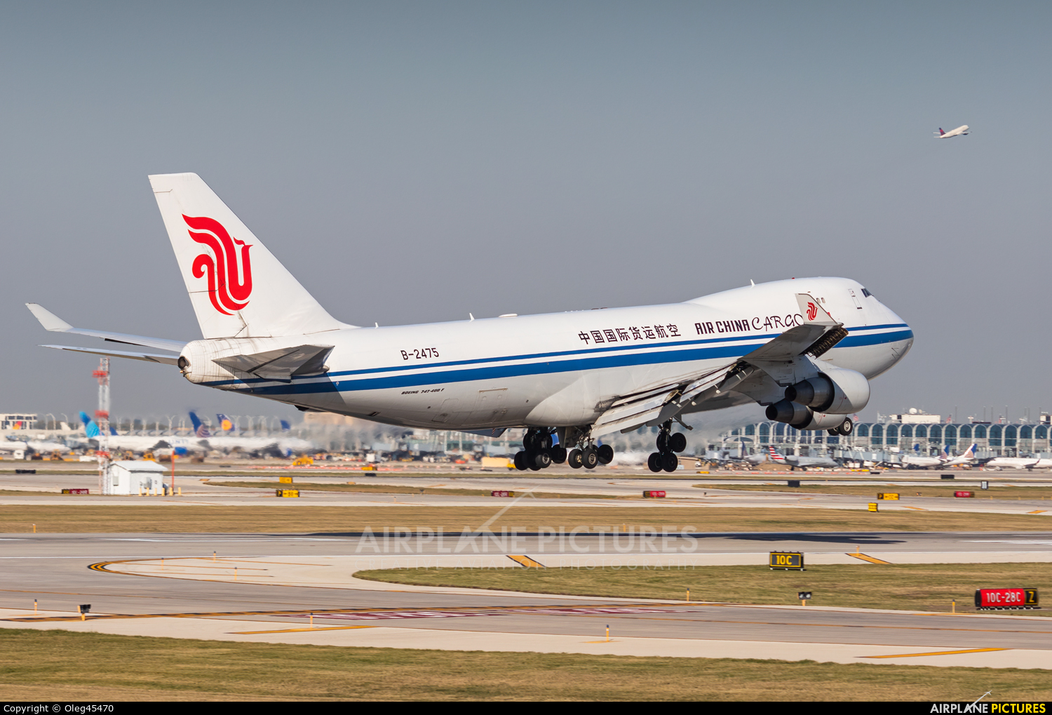 Air China Cargo B-2475 aircraft at Chicago - O Hare Intl