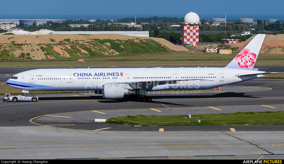 China Airlines B-18005 aircraft at Taipei - Taoyuan Intl