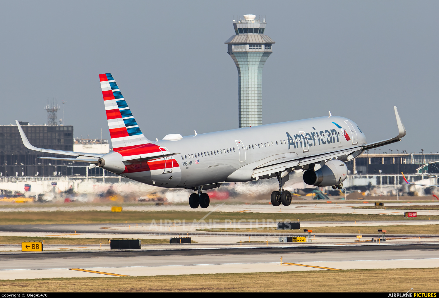 American Airlines N931AM aircraft at Chicago - O Hare Intl