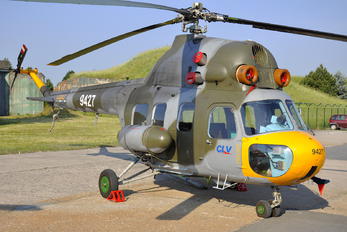 9427 - Czech - Air Force Mil Mi-2