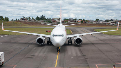 PR-GUB - GOL Transportes Aéreos  Boeing 737-800
