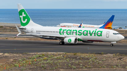 PH-HXG - Transavia Boeing 737-800