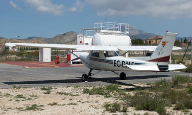 EC-DME - Aeroclub de Alicante Cessna 152