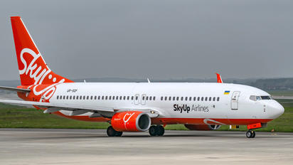 UR-SQF - SkyUp Airlines Boeing 737-800