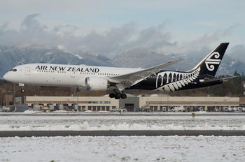 ZK-NZQ - Air New Zealand Boeing 787-9 Dreamliner