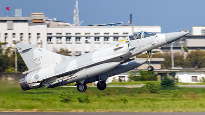 2037 - Taiwan - Air Force Dassault Mirage 2000-5EI