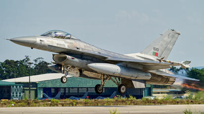 15113 - Portugal - Air Force General Dynamics F-16A Fighting Falcon