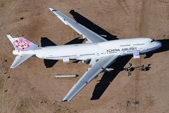 B-18206 - China Airlines Boeing 747-400