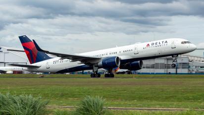 N545US - Delta Air Lines Boeing 757-200