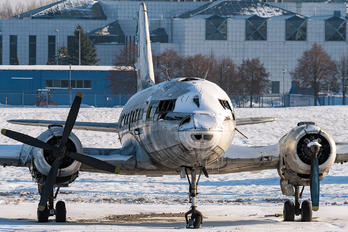 SP-LNE - LOT - Polish Airlines Ilyushin Il-14 (all models)