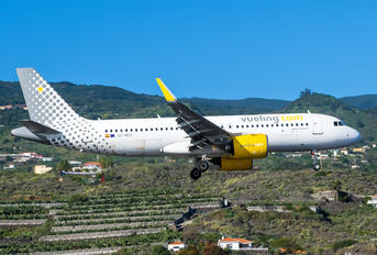 EC-NCU - Vueling Airlines Airbus A320 NEO
